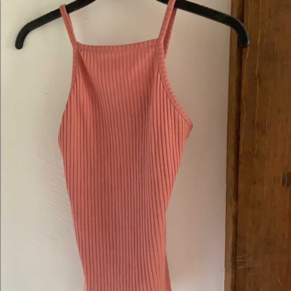High neck tank